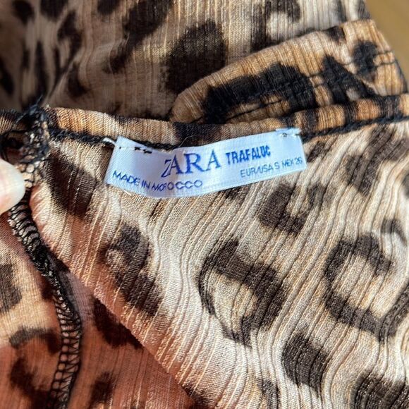 Zara Trafaluc leopard print front neckline eyelash lace super stretch cami/tank. - Picture 7 of 7